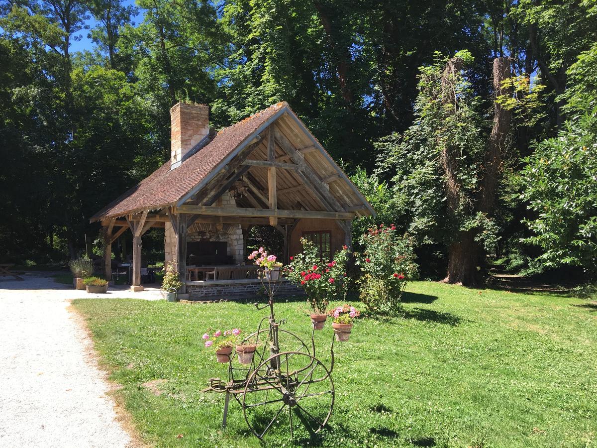 Chateau De Montabert Montaulin Bagian luar foto