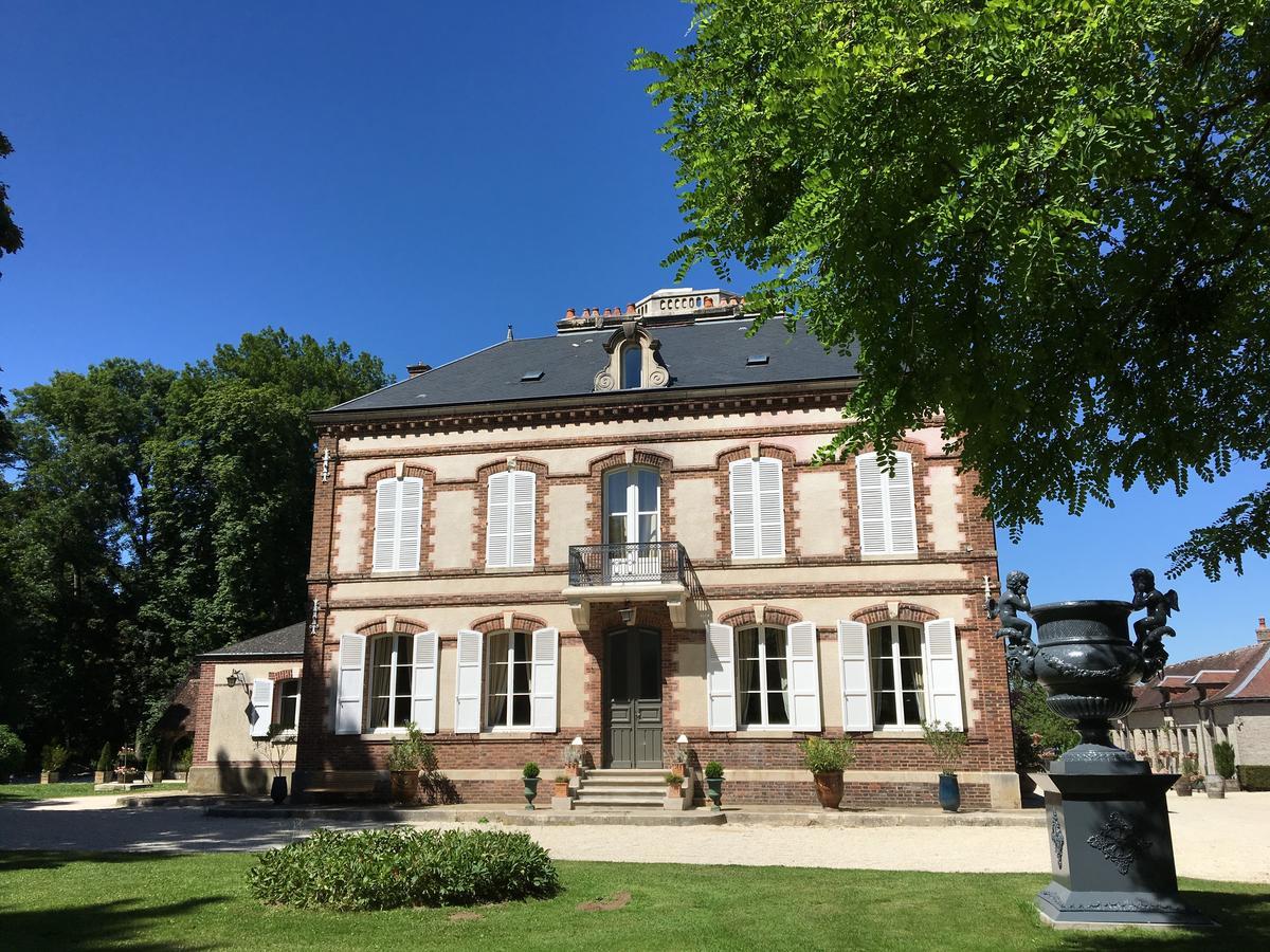 Chateau De Montabert Montaulin Bagian luar foto