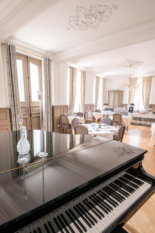 Chateau De Montabert Montaulin Bagian luar foto
