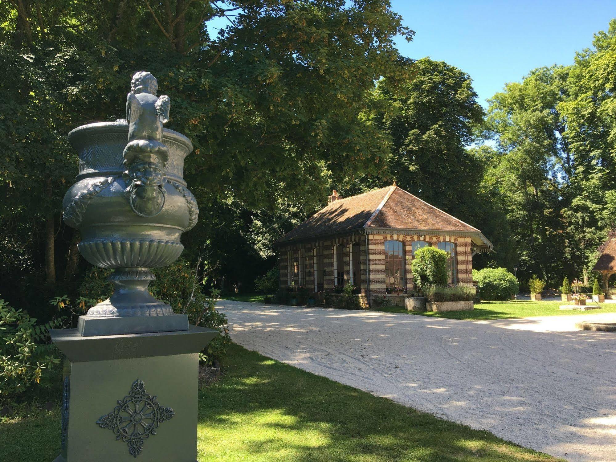 Chateau De Montabert Montaulin Bagian luar foto