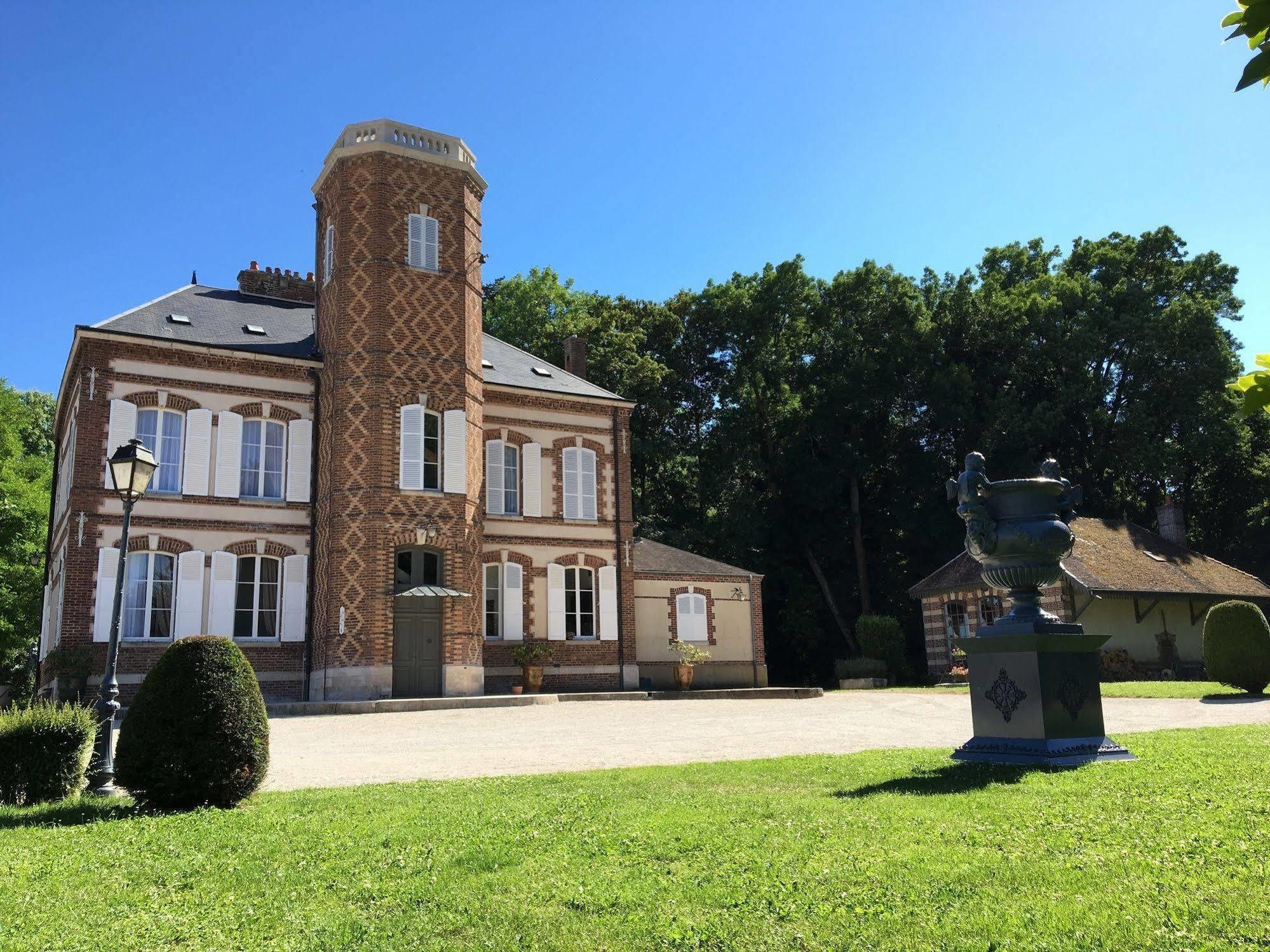 Chateau De Montabert Montaulin Bagian luar foto