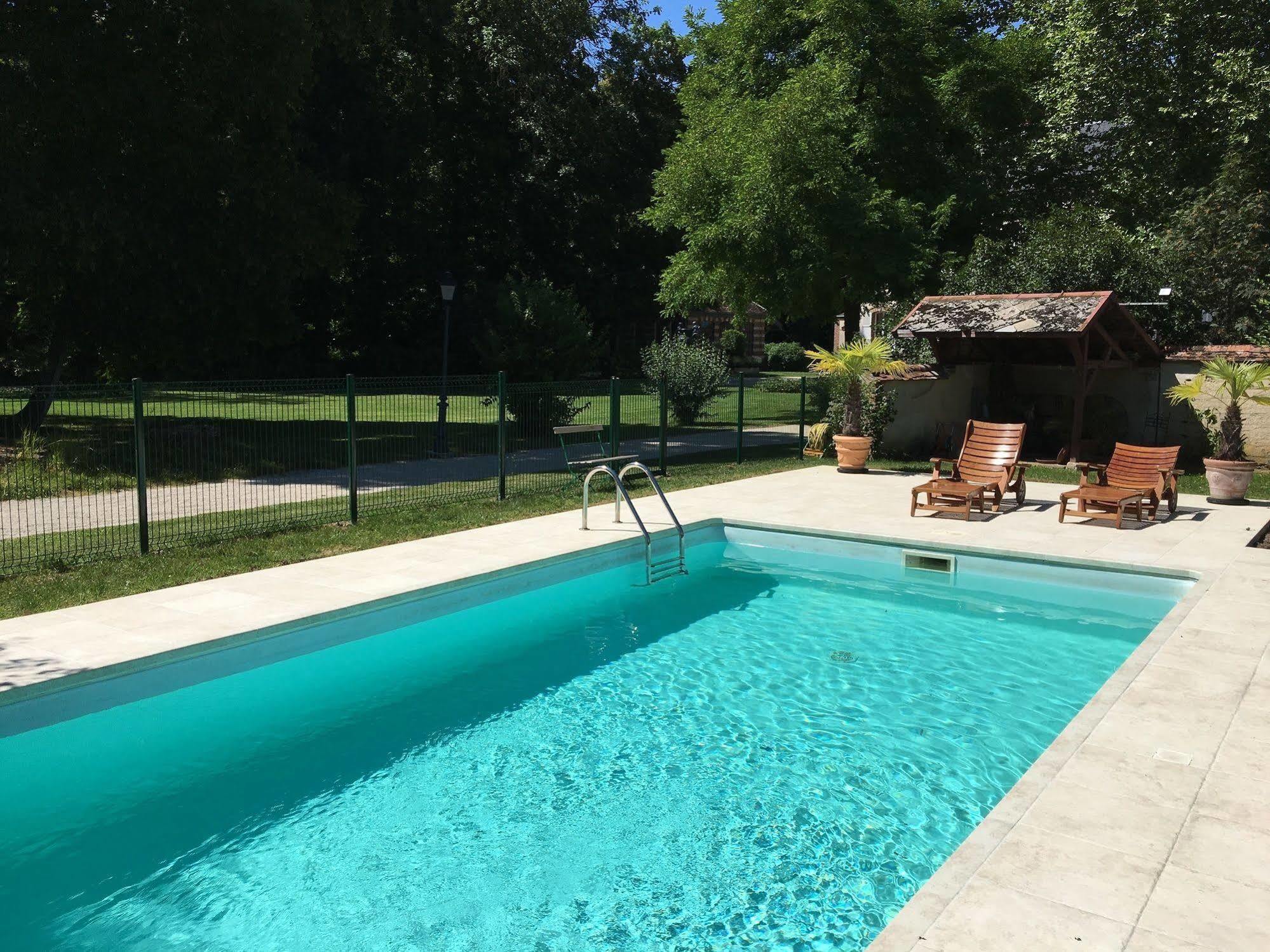 Chateau De Montabert Montaulin Bagian luar foto